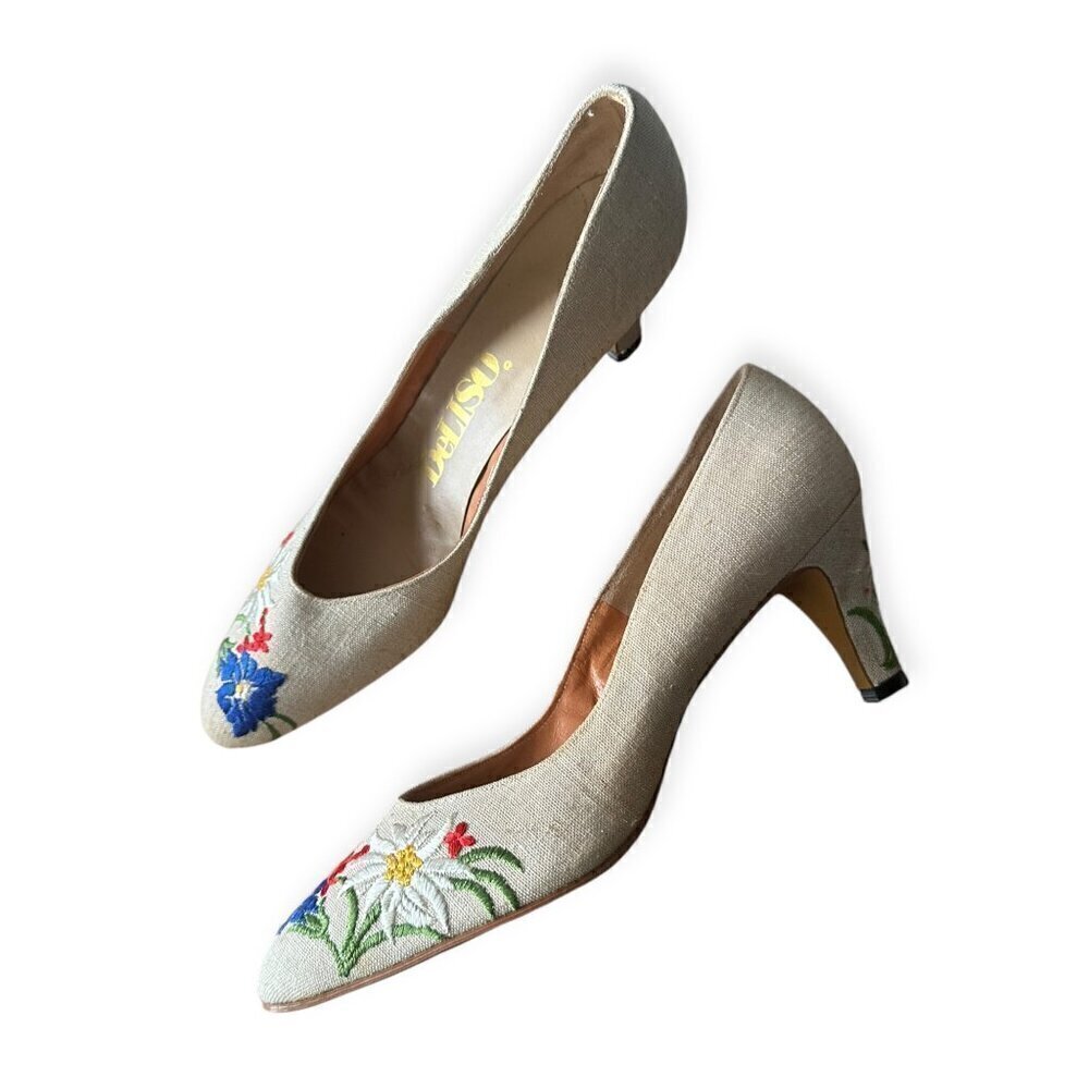 Vintage 1960s Deliso deadstock embroidered linen Mod Pumps, Size 9.5 AA